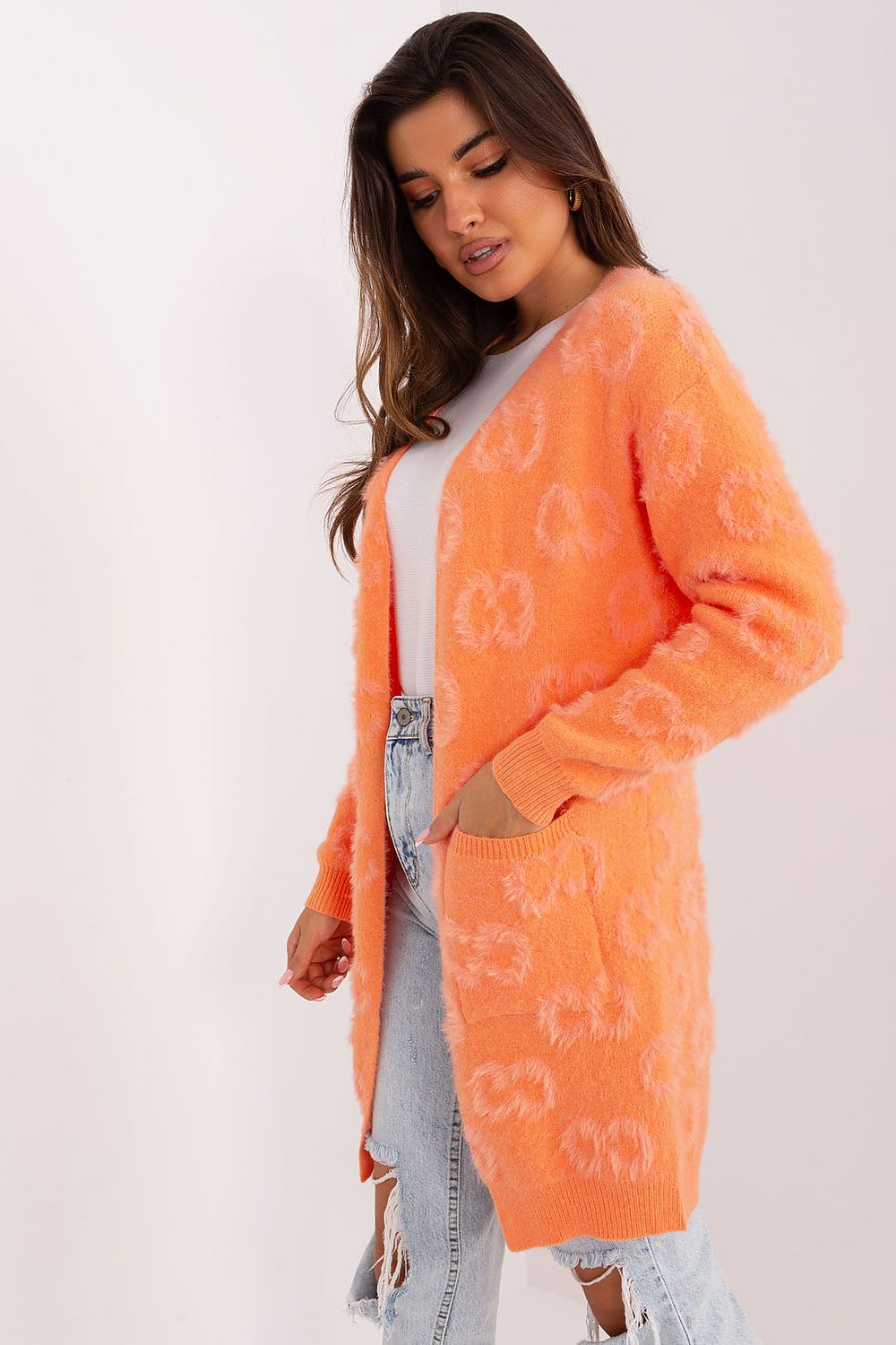  Cardigan model 187762 AT 