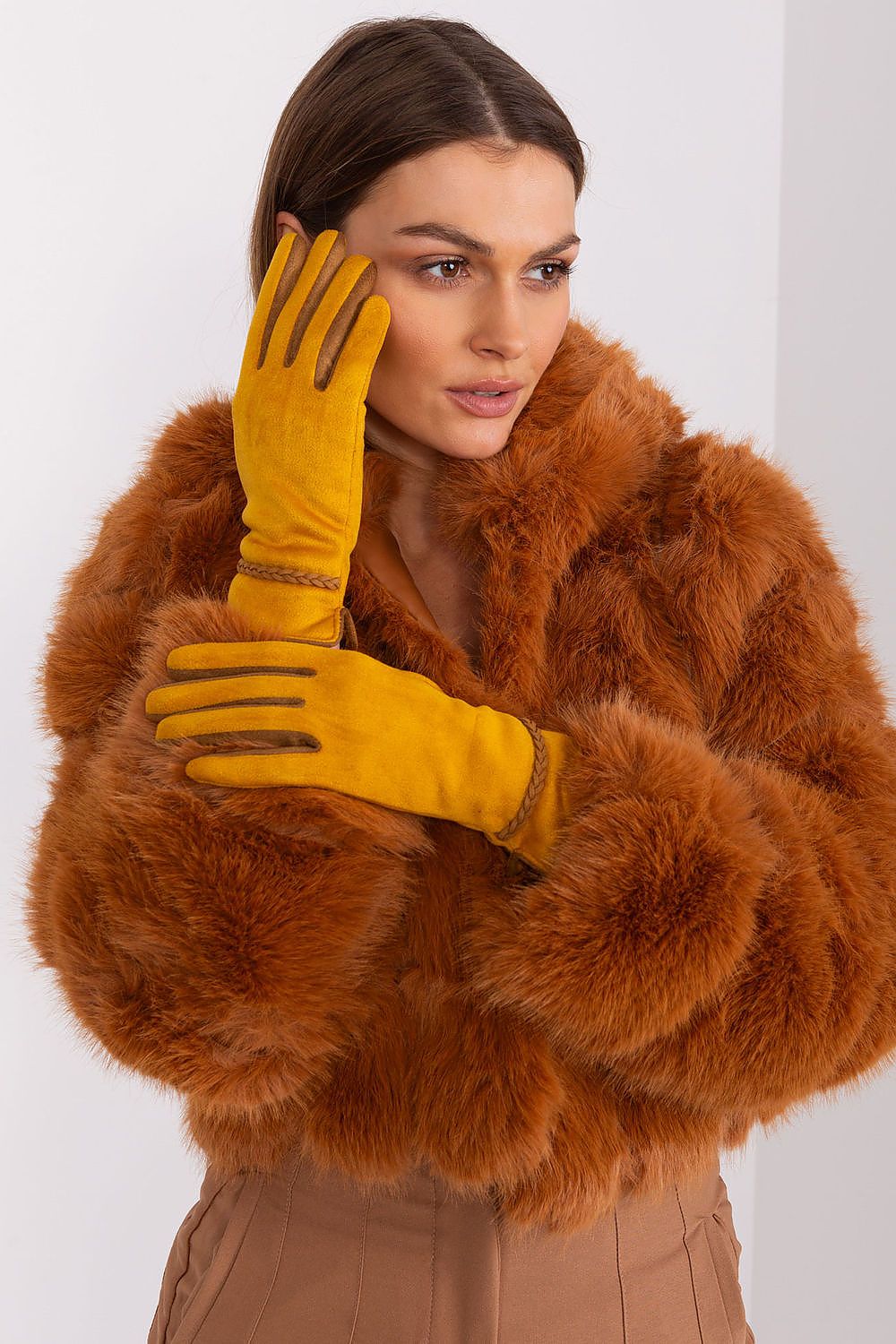  Gloves model 189535 AT 