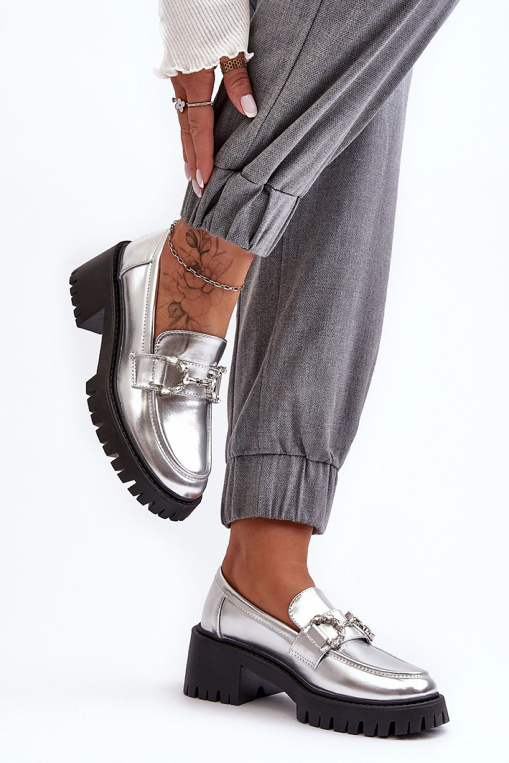  Heeled low shoes model 189876 Step in style 