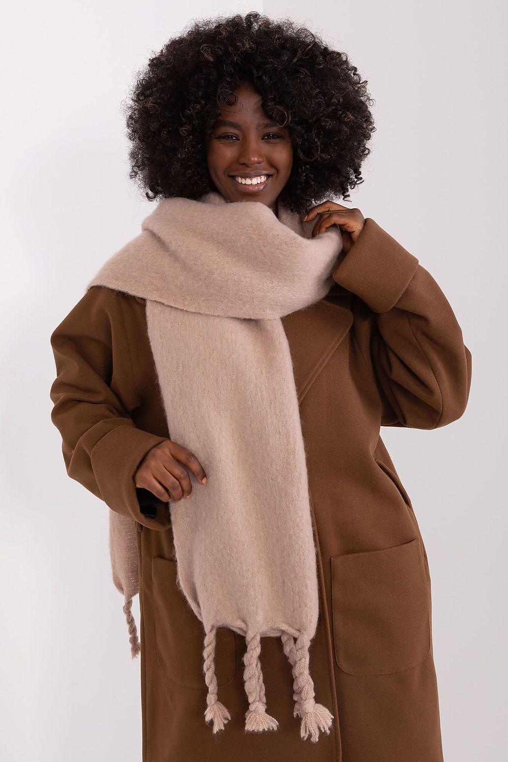  Shawl model 190578 AT 