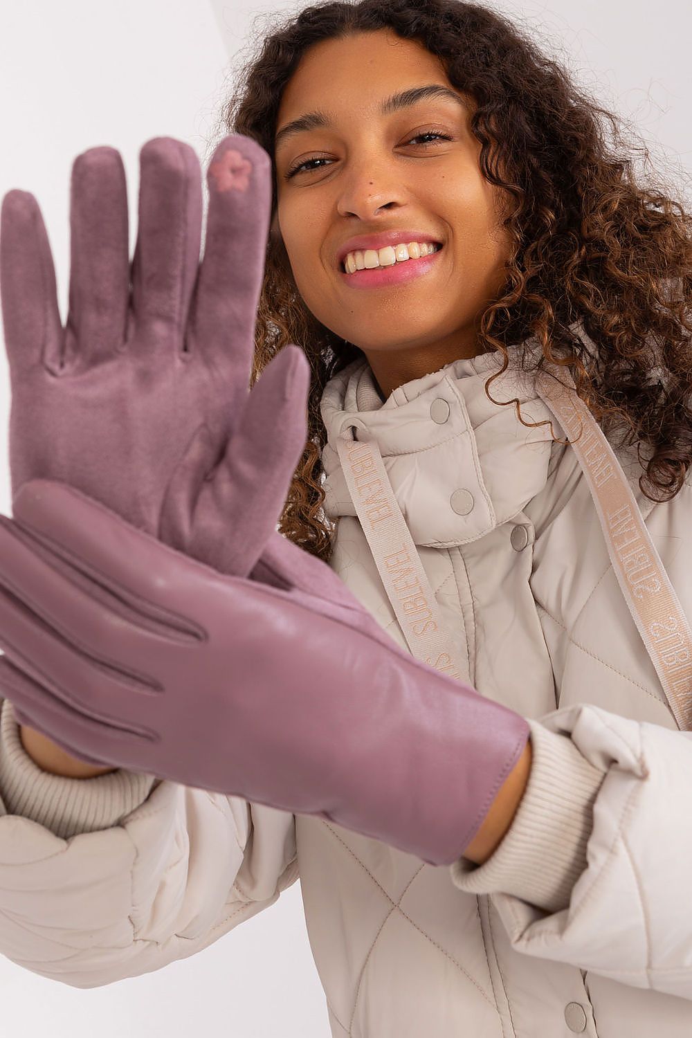 Gloves model 191081 AT 
