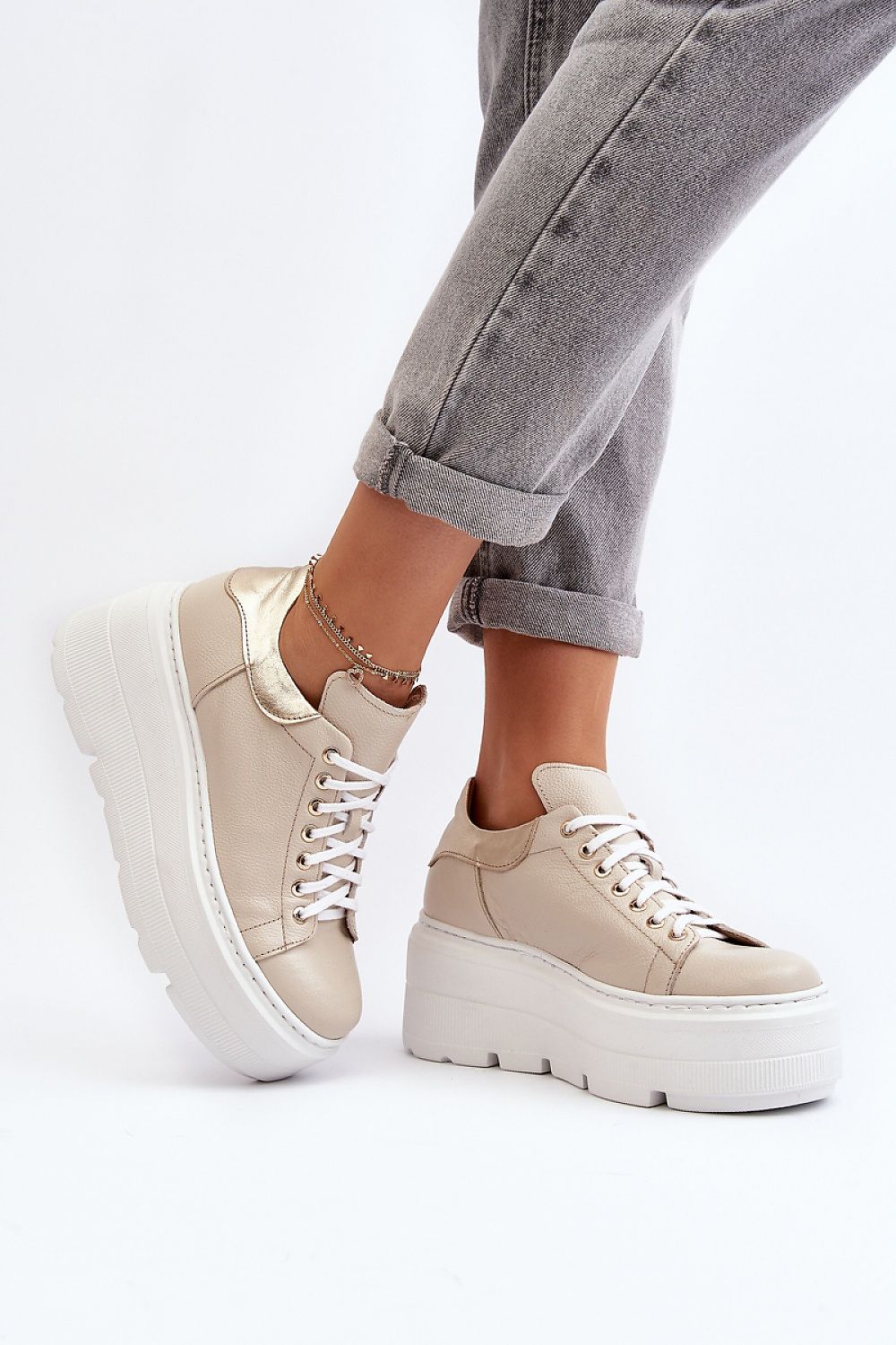  Sport Shoes model 192313 Step in style 