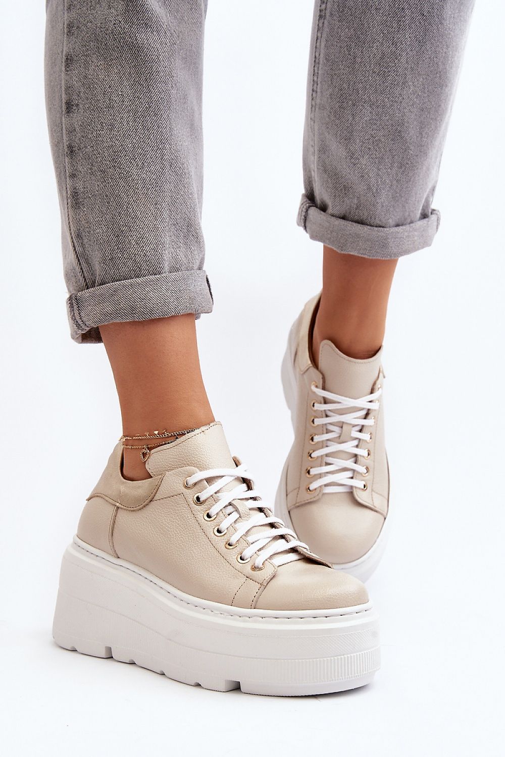  Sport Shoes model 192313 Step in style 