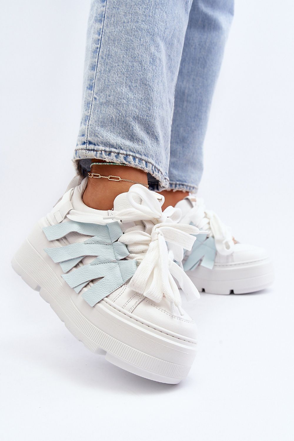  Sport Shoes model 194148 Step in style 