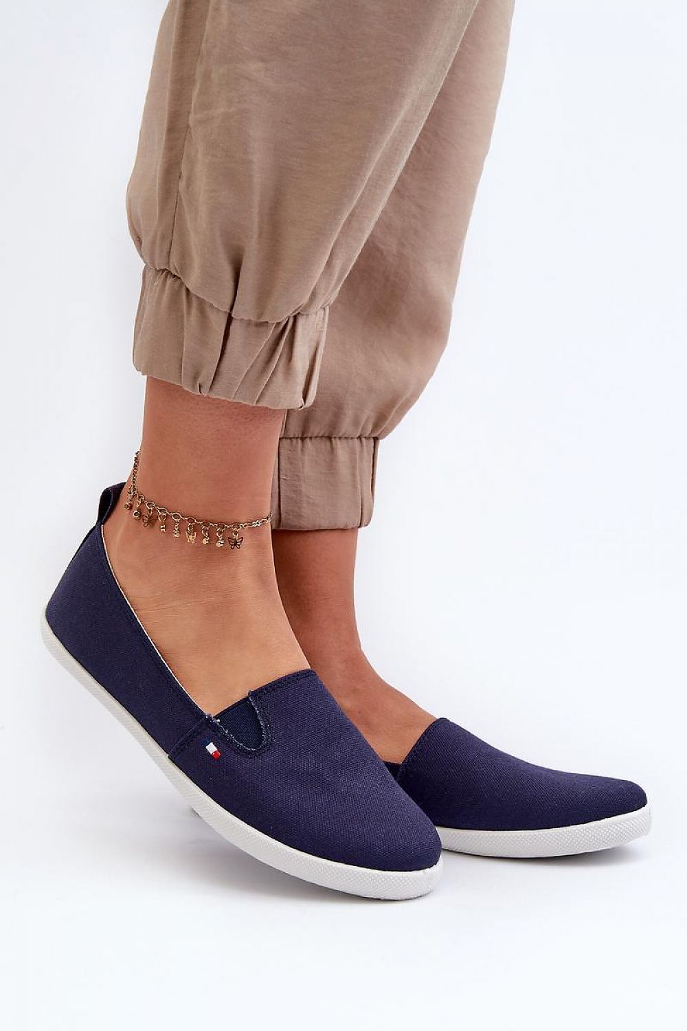  Sneakers model 197887 Step in style 