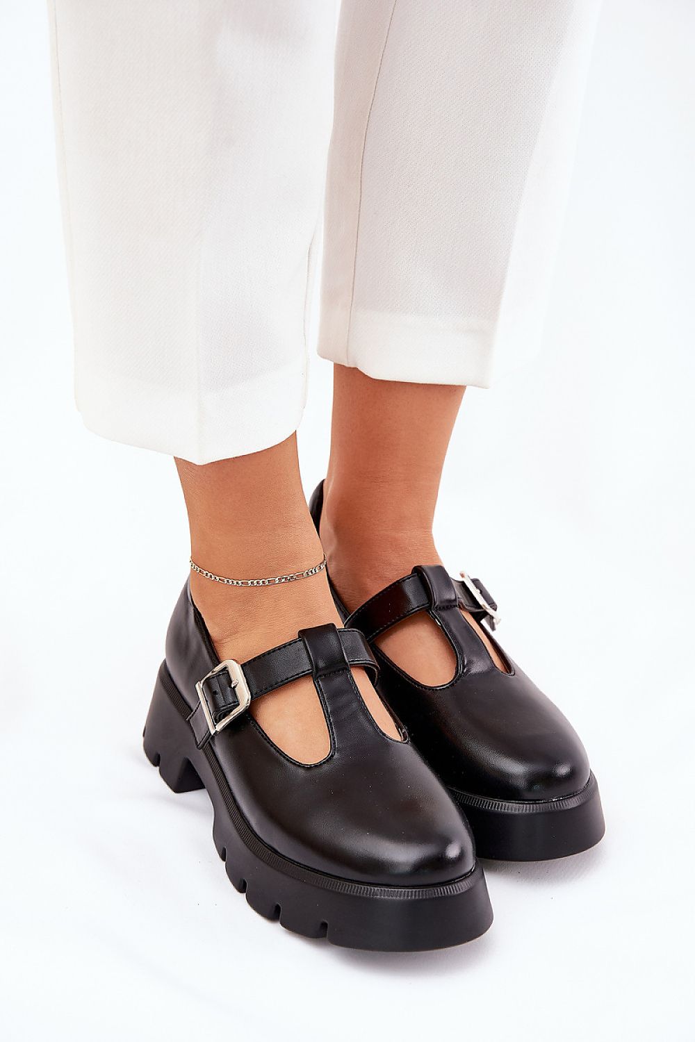  Half shoes model 211126 Step in style 