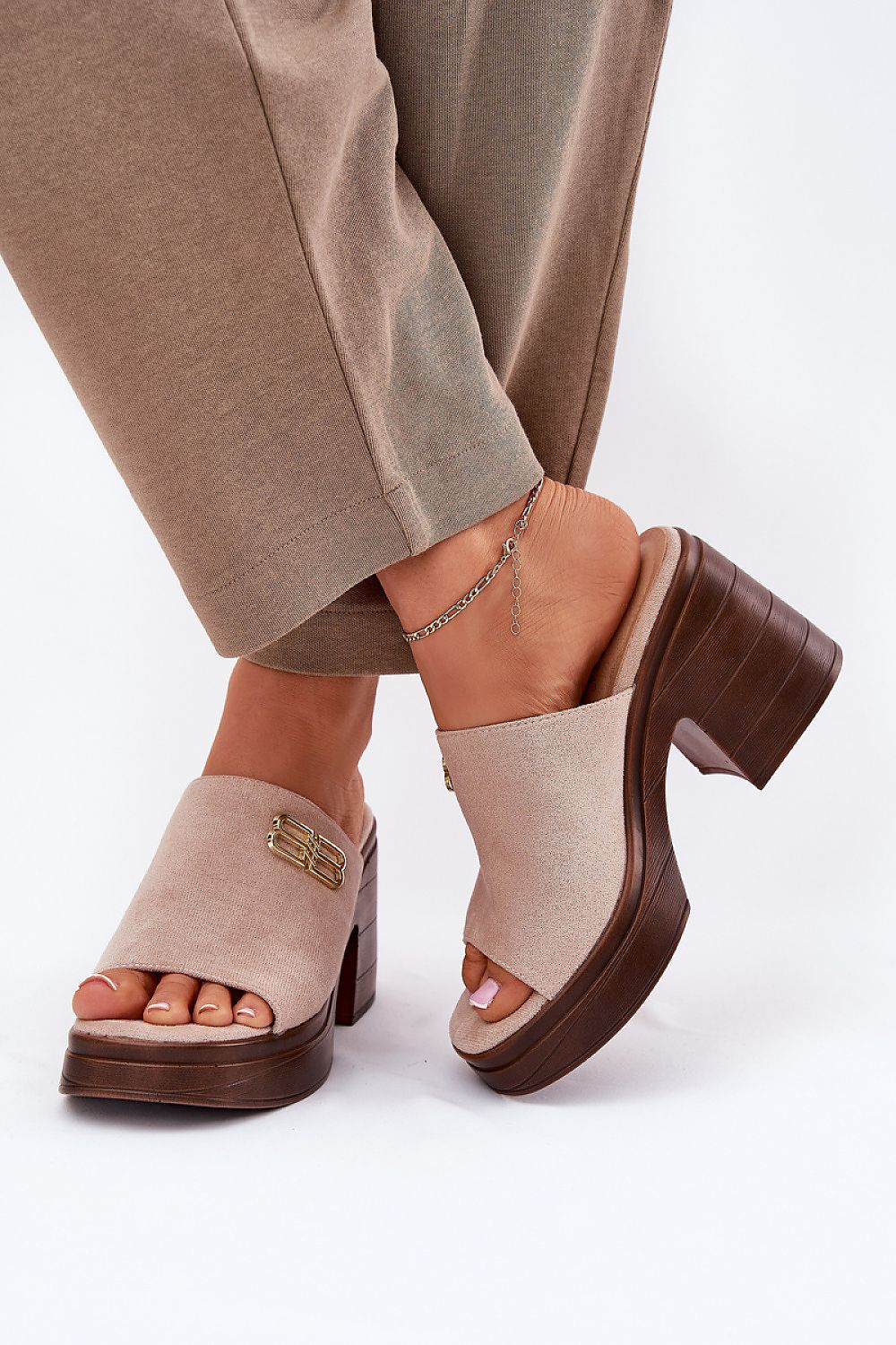  Heeled sandals model 213038 Step in style 