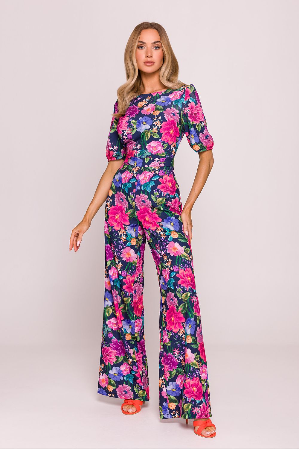  Suit model 213695 Moe 