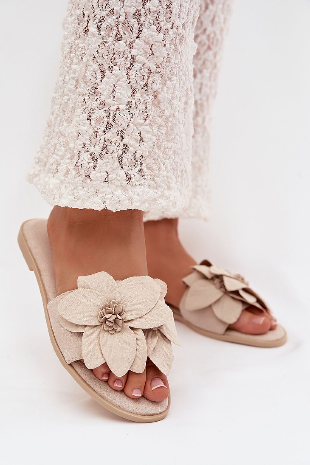  Flip-flops model 225394 Step in style 